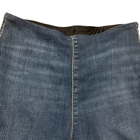 Lysse Dark Blue Flare Jeans - Picture 2 of 6